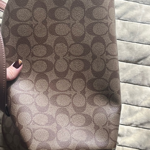 Coach Tan Signature Shoulder Bag and Wallet - Picture 7 of 9